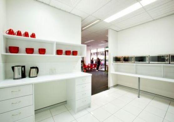 Browns English Language School Gold Coast 主題課程